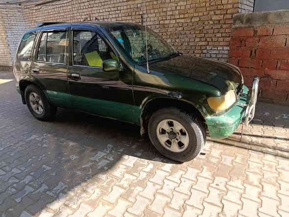 سبورتج موديل 93 رقم بغداد دولي هزه جديده سنويتها لل27 كير ومحرك  ثري اس ياباني كير مكفول المحرك بيه بخار ابيع كايم السياره خير من الله صدرها جديد الكشر حلو بس يريد بعد ترتيب شوفت العين كدامكم ابيع هلموجود 32 وبيها مجال للطيبين ( او مراوس)(صاحبها اعرفه واني اكفله صاحبها يريد تحويل ..هاتف ***********بغداد الكريعات
