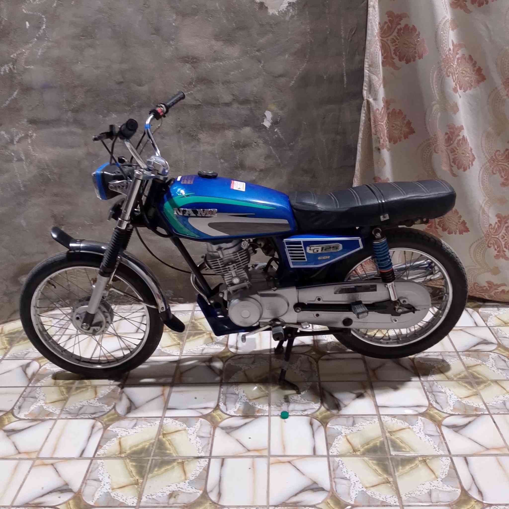 السلام عليكم دراجه للبيع اوراق سوري تعمير جديد 750 ابيها مجال ***********
