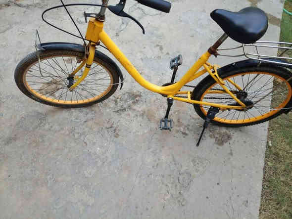 بايسكل نضيف جدا للبيع ياباني المكان بغداد السيدية السعر 50 اوبي مجال للاتصال على *********** الخط او على الواتساب
