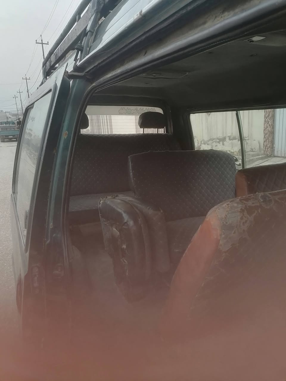 السلام عليكم كيا هونداي للبيع نضيف كير مكينه شرط رقم جديد دولي سنويه لي 2030 شرط بي حصت كاز شرط تحويل او وكاله هيه مرور صافي سعر ٥٣ بي مجال *********** اسيا *********** خاس ما اجاوب
