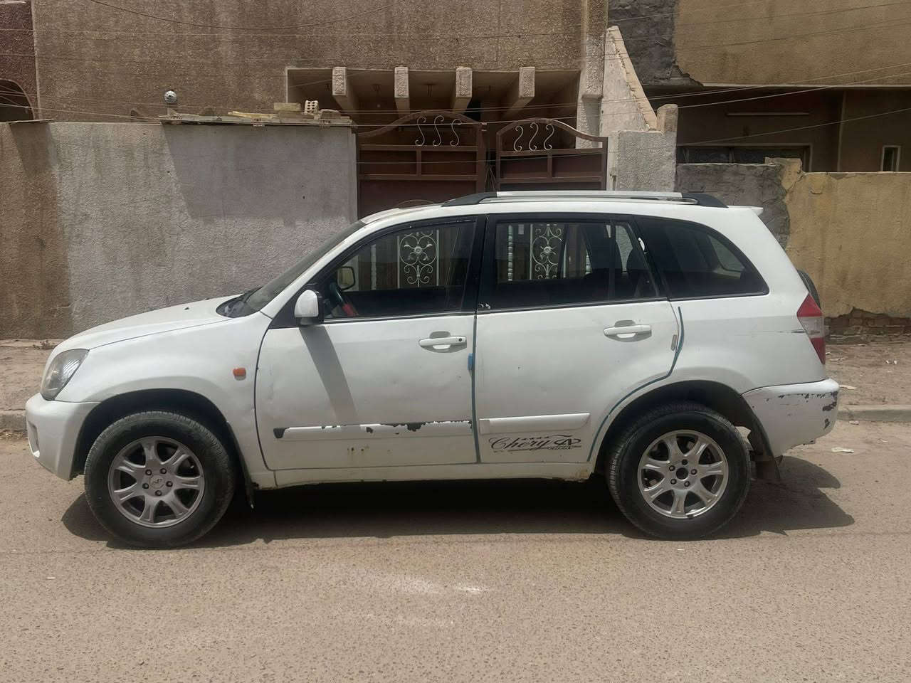 سلام عليكم تيگو 2012 بيها مكانات صبغ سياره جاهزه من كلشي تخم تاير جديد محرك جديد 2000 تبريد گير ميكانيك رقم بابل السياره بلبياع سعرها 45 وبيها مجال الي يريدها يتصل على هذا الرقم ***********
