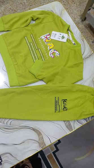 توفرت تراكات للبنات وللولد 🫢
خامة قطنية وقديفة وبهاري فالين جديد وحصري درجة أولى ❤️‍🔥
القياسات "من عمر سنة الى 10 سنوات 
للحجز والاستفسار واتس اب *********** 
مع ارسال صورة للموديل 
يوجد خدمة توصيل داخل الحسينية 🌸🩷
