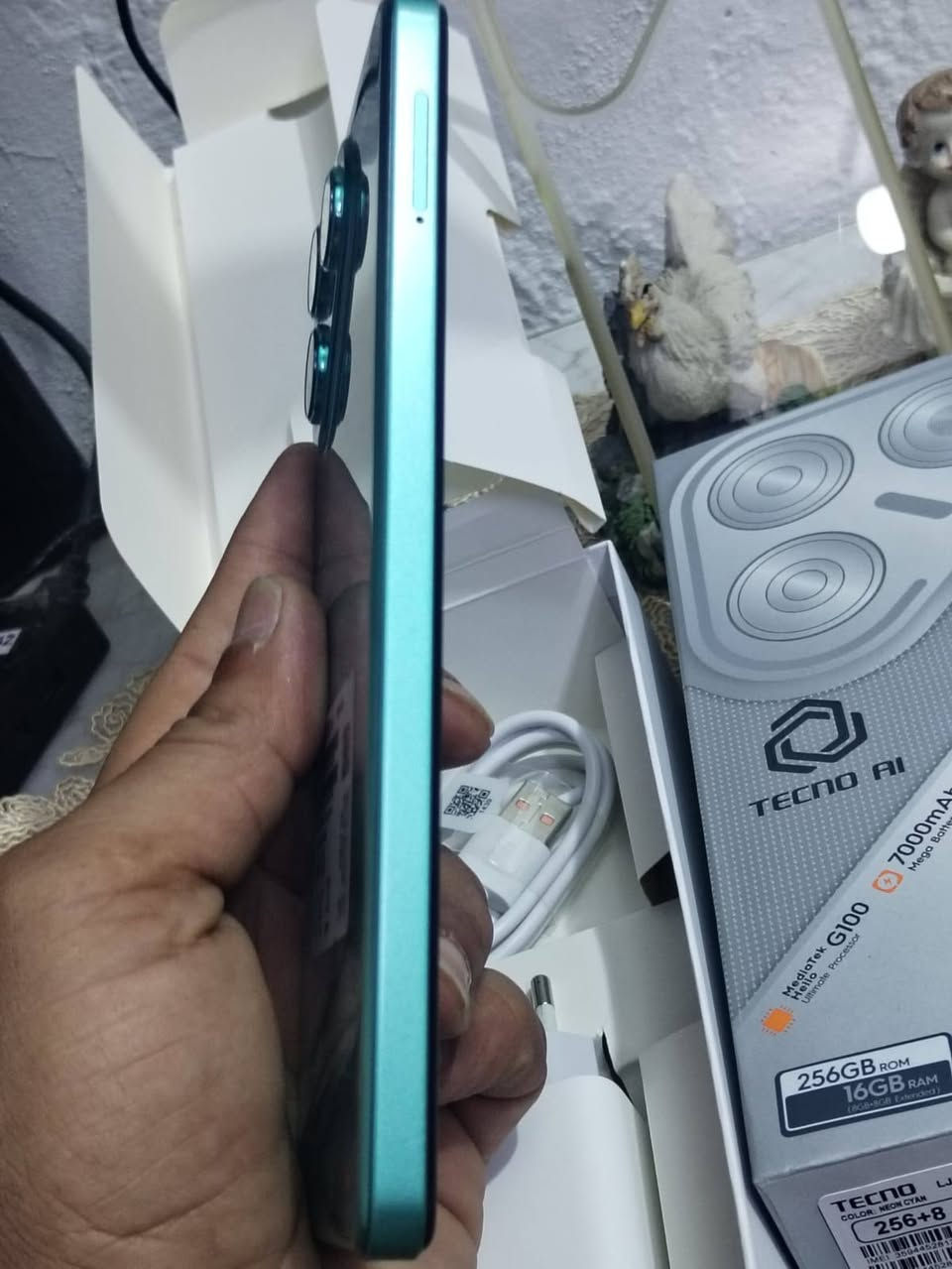 Tecno Pova 7 4G
وحش الأداء + بطارية خرافية 

شاشة كبيرة 6.78 إنش بدقة +FHD وتردد 120Hz لعرض سلس وواضح 
 معالج قوي Helio G100 Ultimate مناسب للألعاب والاستخدام اليومي 
 ذاكرة 8GB RAM + تخزين 256 مع إمكانية التوسعة 
 كاميرا رئيسية 108MP لصور عالية الدقة  
 بطارية عملاقة 7000mAh تدوم وقت طويل  
 شحن سريع 45W + شحن عكسي Pova 7 4G
وحش الأداء + بطارية خرافية 

شاشة كبيرة 6.78 إنش بدقة +FHD وتردد 120Hz لعرض سلس وواضح 
 معالج قوي Helio G100 Ultimate مناسب للألعاب والاستخدام اليومي 
 ذاكرة 8GB RAM + تخزين 256 مع إمكانية التوسعة 
 كاميرا رئيسية 108MP لصور عالية الدقة  
 بطارية عملاقة 7000mAh تدوم وقت طويل  
 شحن سريع 45W + شحن عكسي
مراوس او بيع السعر 285
مكاني بغداد الرصافه


**إذا كنت صاحب هذا الإعلان وتريد حذفه لأي سبب، رجاءا أرسل رسالة إلى الدعم الفني**