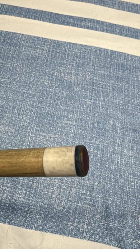 ئەم دارە بۆ فرۆشتن لە شەریکەی diamond دارەکە یەک نووکە دەرزی خواری تێدا نییە، سەرەکەی ٤ تەبەقە وە سەرەکەی پان و گەورەیە تۆزێک شووخت و شتی تیایە دیاریم کردووە، دارەکە بە تەنیا ئەیفرۆشم هیچی لەگەڵ نییە، سعرێک بڵێ بە دڵم بوو پیرۆزت بێ ❤️❤️❤️


**إذا كنت صاحب هذا الإعلان وتريد حذفه لأي سبب، رجاءا أرسل رسالة إلى الدعم الفني**