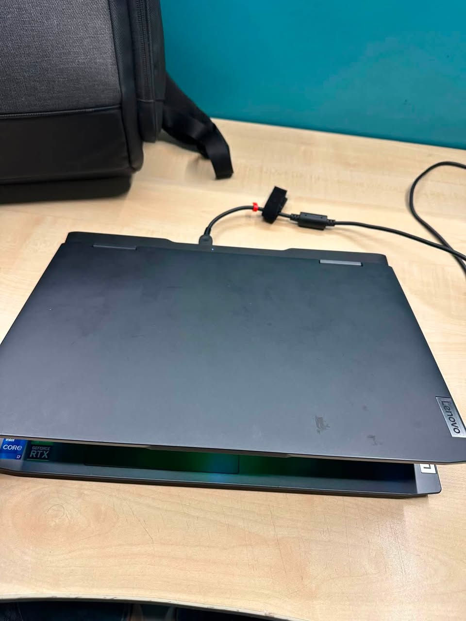 � للبيع | Lenovo IdeaPad Gaming 3 15IAH7 🔥
إذا تبحث عن لابتوب قوي للألعاب، المونتاج، التصميم أو الدراسة، فهذا خيار ممتاز.

🖥️ المواصفات:
✅ Intel Core i7-12500H
✅ NVIDIA GeForce RTX 3060 6GB
✅ RAM 16GB DDR4 3200MHz (2×8GB)
✅ SSD 512GB NVMe
✅ شاشة 15.6” FHD 120Hz
✅ Wi-Fi 6 + Bluetooth 5.1

✔️ الجهاز نظيف ويعمل بكفاءة عالية.
✔️ مع الشاحن الأصلي.

📍 المحافظة: بغداد

💰 السعر: 1,000,000 دينار عراقي (بيها مجال للجادين).

📞 للتواصل: ***********

الرجاء للجادين فقط، وأي استفسار على الخاص أو الاتصا
