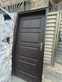 باب خشب تركي أصلي نضافه 90%عدد 3 سعر الواحده 150 مكان الوشاش رقم هاتف ...