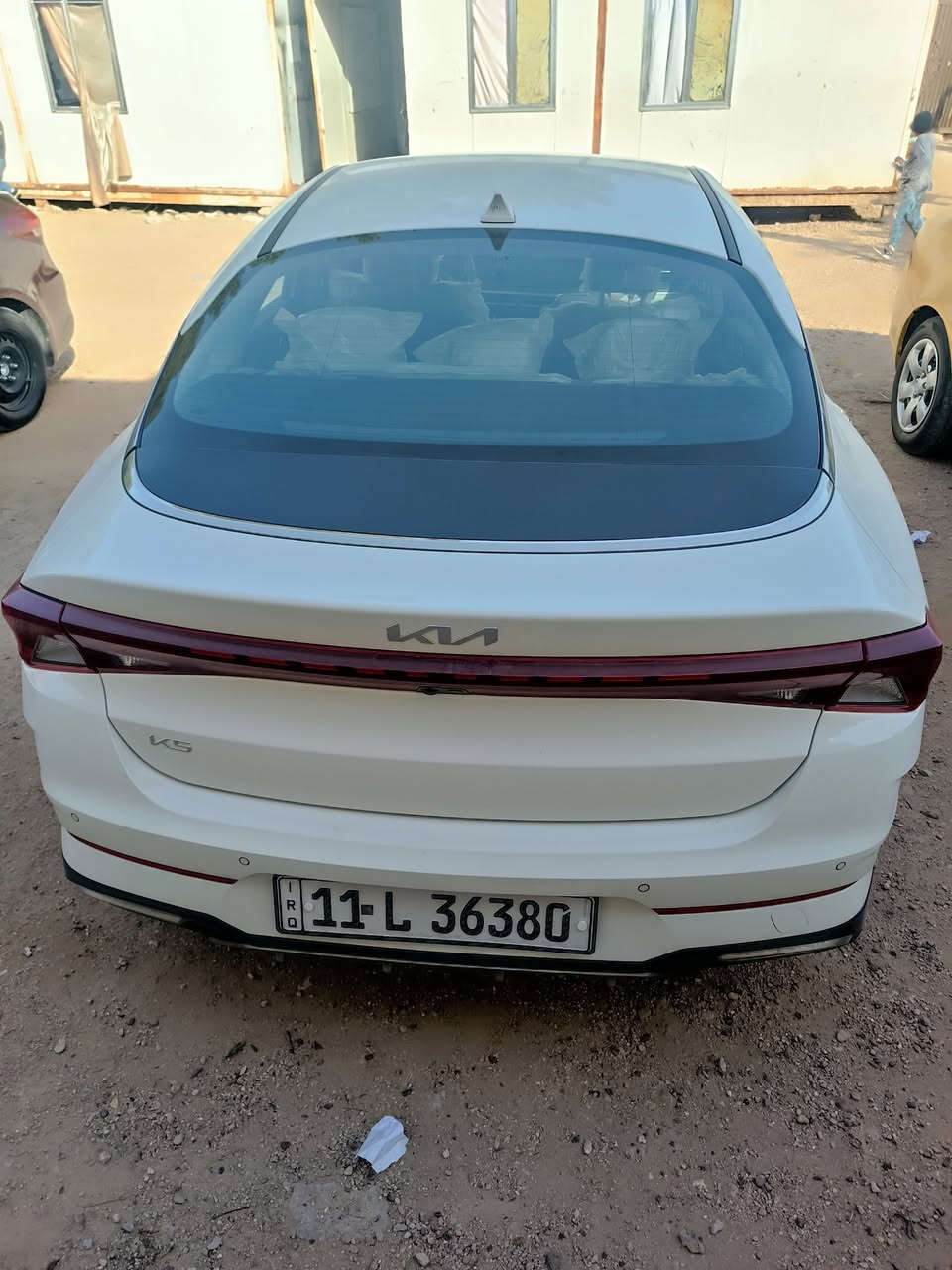 k5 خليجية 2023 بأسمي للبيع
سيارة جديدة بمعنى الكلمة 

ماشية 27 الف كيلو 
محرك  2000 دوش المرغوب
بيه بارد باب خلف السايق زغير وما مبين
فول مواصفات عدا البانوراما
شاشة تبريد لمس
تخم تايرات كومهو جديد
ارضية جلد
ويل حجم 18
مري كهرباء
تحكم ستيرن
بصمة عدد 2
ابل كار بلي موجود
فتحات usp امامي 2 وخلفي 2
تبريد منفصل
تحديد سرعة 
وضعيات قيادة 5
ايكو / سبورت / نورمال / custom/ smart 
حساس parking 
باتري جديد
تبريد ثلج قطعتين
كامرة خلفية دوارة 
تبديل دهن وكالة KIA
بلوتوث
تشغيل عن بعد  
حساسات امامي 
حساسات خلفيه
لايت زنون بلادي 
مكان السيارة السماوة
رقم بغداد الانكليزي 
تحويل ثاني يوم  كلشي ذاكرة بالمنشور السيارة حيل نظيفة استخدام حك الدوام
***********
