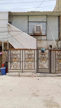 للبيع للبيع سندويج ميلانو للبيع ضلعين وسكف مع درج وسياج كلهن للبيع أبي...