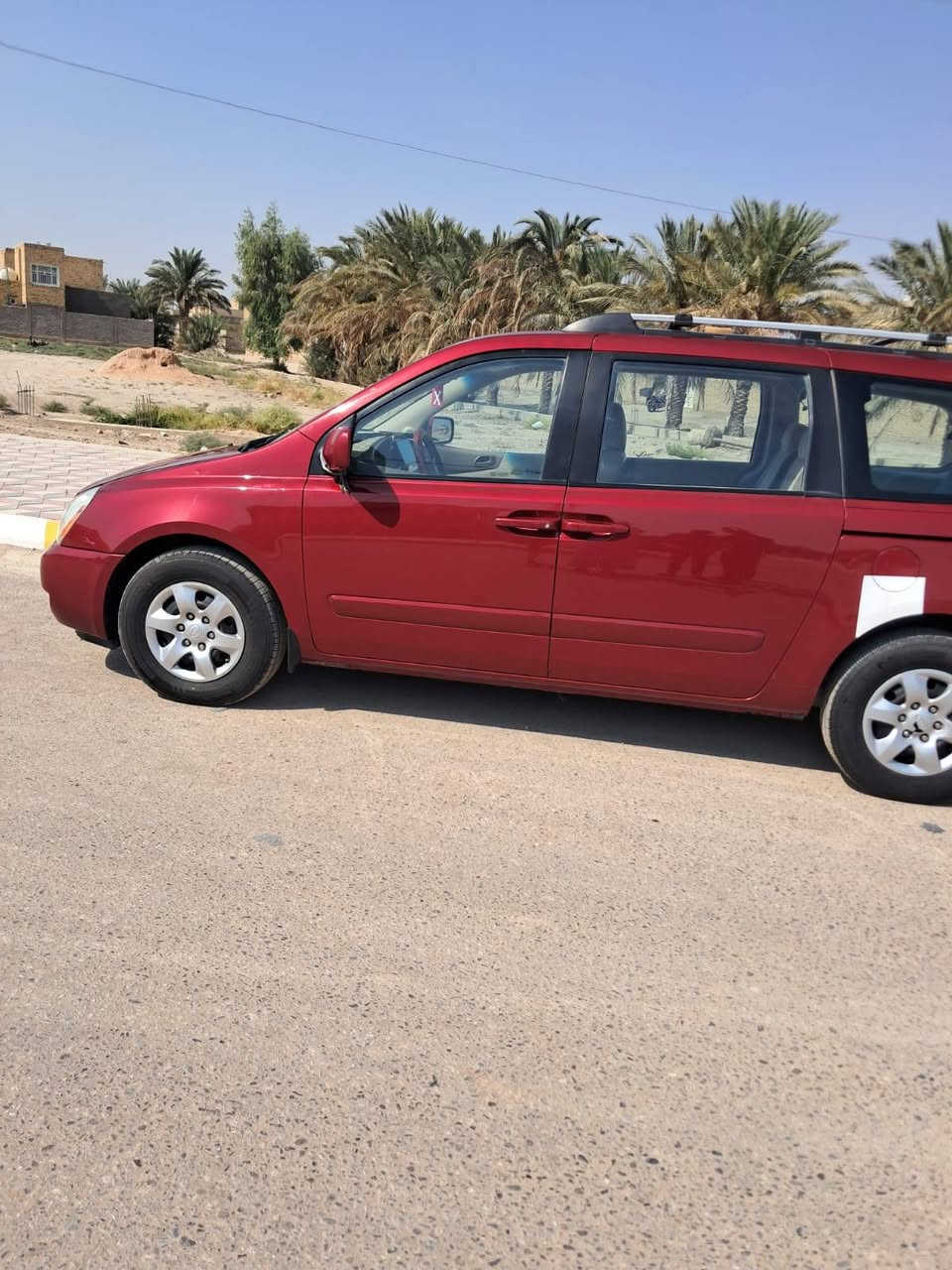 كيا سيدونا للبيع موديل ٢٠٠٧ كير ومكينه مكفولات تبريد ثلج السياره جاهز مداور ثاني يوم السعر ١٣٠ غير متواجد ع الفيس بوك (مكلف بلنشر)
ال مو شراي لا يتصل ***********
