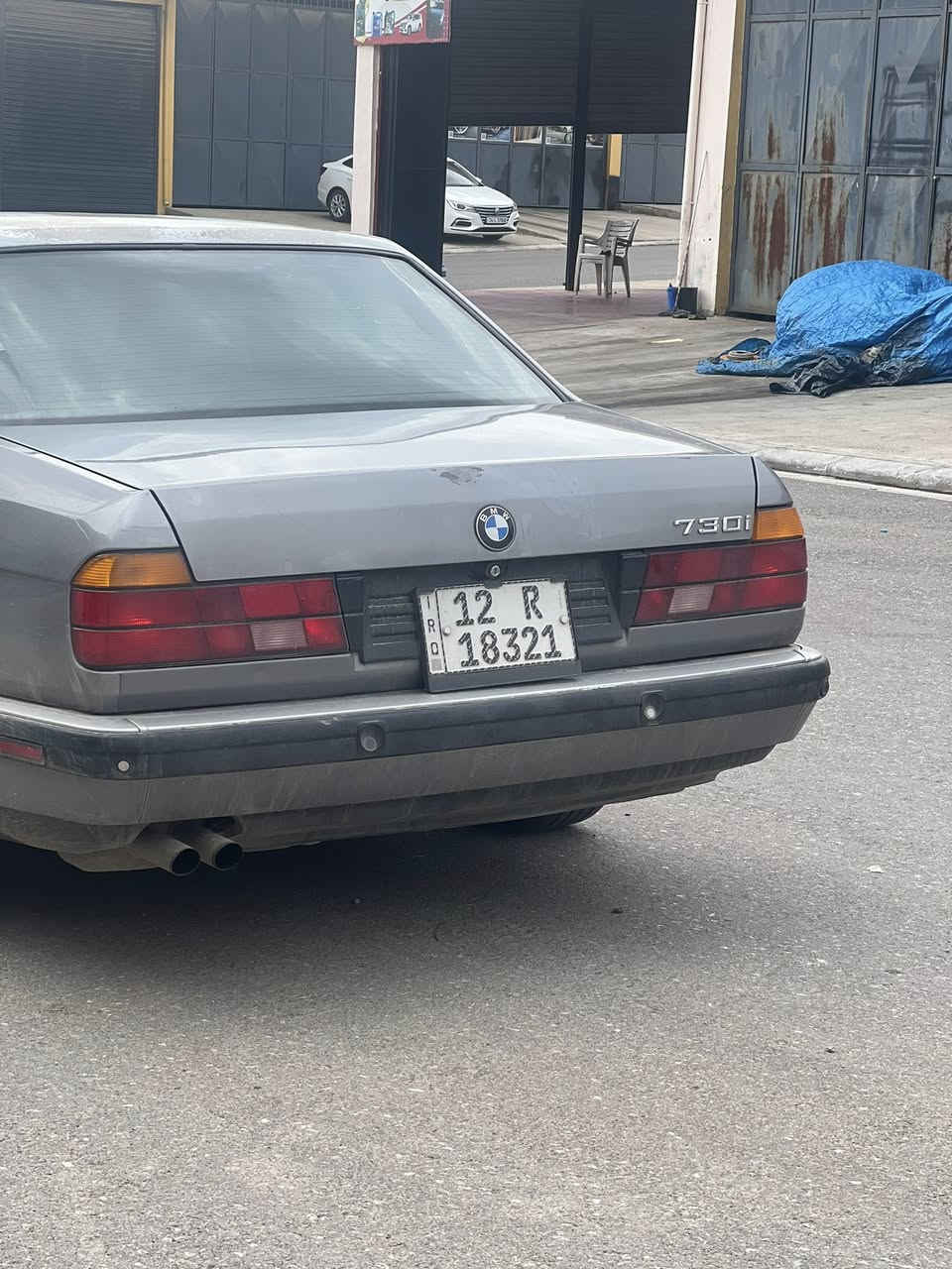 مكلف بنشر  رجاء لحد يراسلني خابر صاحب السياره
730. غاز وبانزين  بلاديه ضربة جكوك مابيها ومابيها صبخ  موديل 1992. محرك v8  تحويل مباشر ‭
‭0750 420 2754‬ رقم صاحبها
