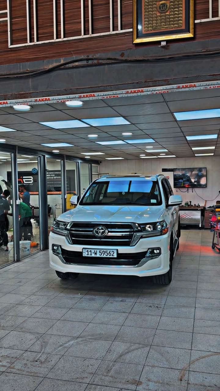 سلام عليكم
لاندكروز موديل 2020 بريم كراند تورنك سياره كفاله ماشيه 137 الف  المحرك v6 
رقم بغداد 
السعر 578
العنوان -البصره الطويسه 
***********
