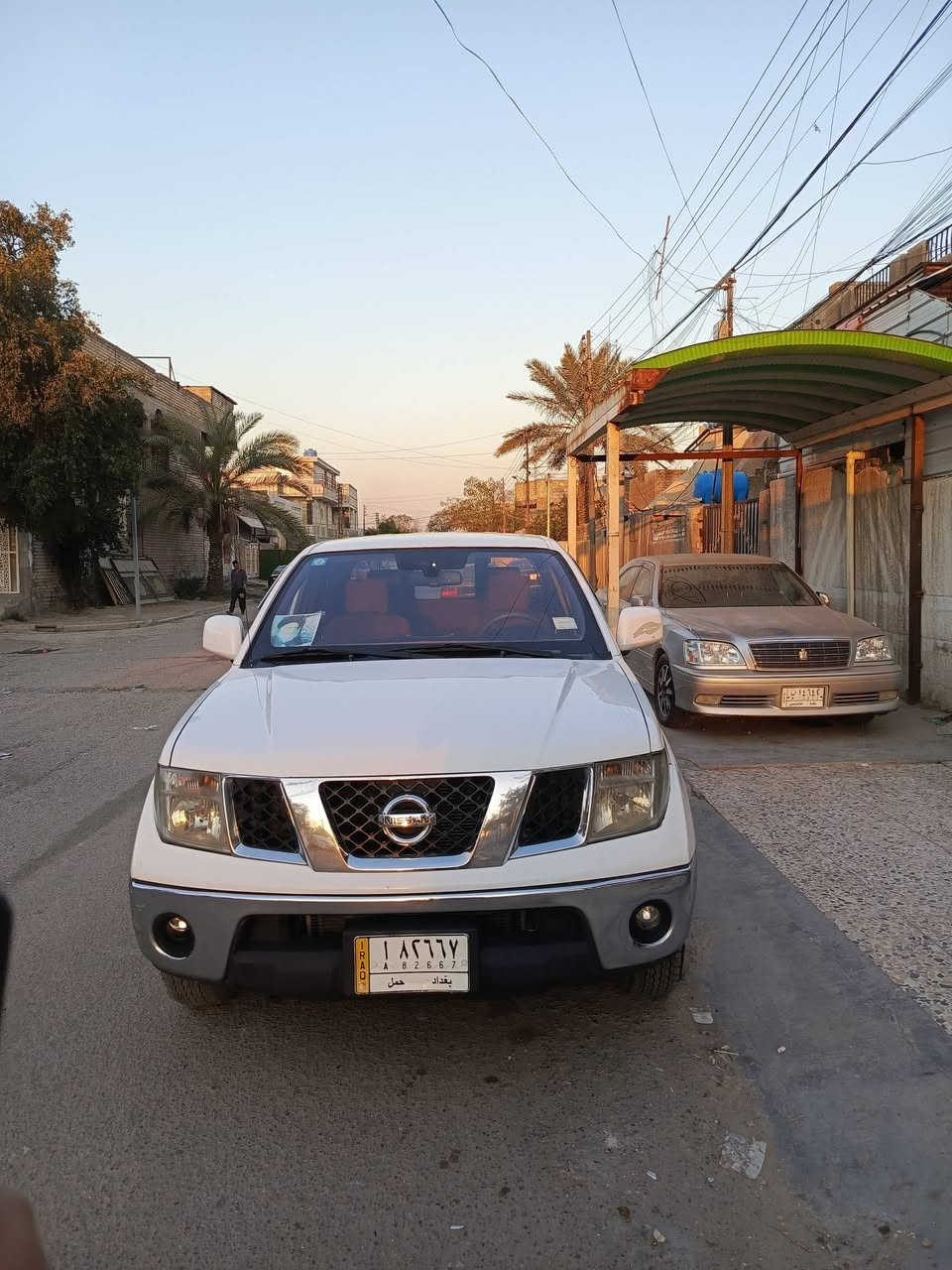 السلام عليكم
بيكم نيسان نيفارة 
موديل 2010
رقم بغداد بسمي 
سنويه 2028
گير وتماتيك 
محرك مبدل طابوكه 
جديد لاتبخير ولاتنقيص
بيهه قطع صبغ باب وجاملغ 
صدر جديد
 تخم تاير جديد برجستون 
تبريد ثلج 
مكاني بغداد 
السعر 105 $
***********
*********** واتساب
