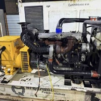 بيركنز 6سلندر سوبر وإنتركلر.  نضام حمايه و توليد 135kva شغاله وعلى حمل...