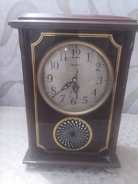 ساعة • ١٩٨٢ • عاطلة