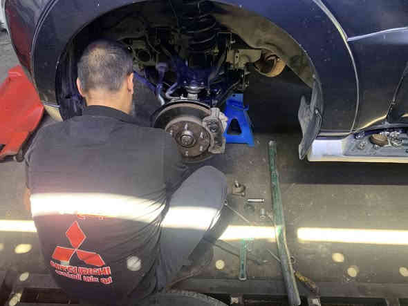 ابو مناف تبديل صدر امامي تبديل مشط ستيرن  

البياع تقاطع درويش مدخل حي التراث مقابل مطعم ضلوع ومندي 

وعلي الدراجي

***********

***********

***********

واتساب
