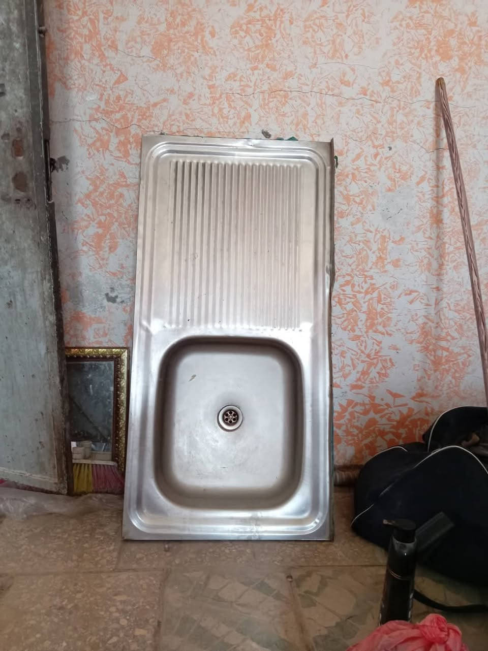 سلام عليكم غراض بيت كلمن وسعره وماعنده بلاش حوض سنك جناح١سعر١٥رجل مكينه عدد٢منضدي وارضي شاشه ب٣٥ الف حجم زعير٢٢بوصه باسكال ب٢٥ الف نظيف زولي عدد٣ سعرهن ب٢٥ الف ونفط برميل معوز ب٧٠لف وعندي بعد أغراض للبيع خاص مفتوح مكان يم ملعب دولي


**إذا كنت صاحب هذا الإعلان وتريد حذفه لأي سبب، رجاءا أرسل رسالة إلى الدعم الفني**