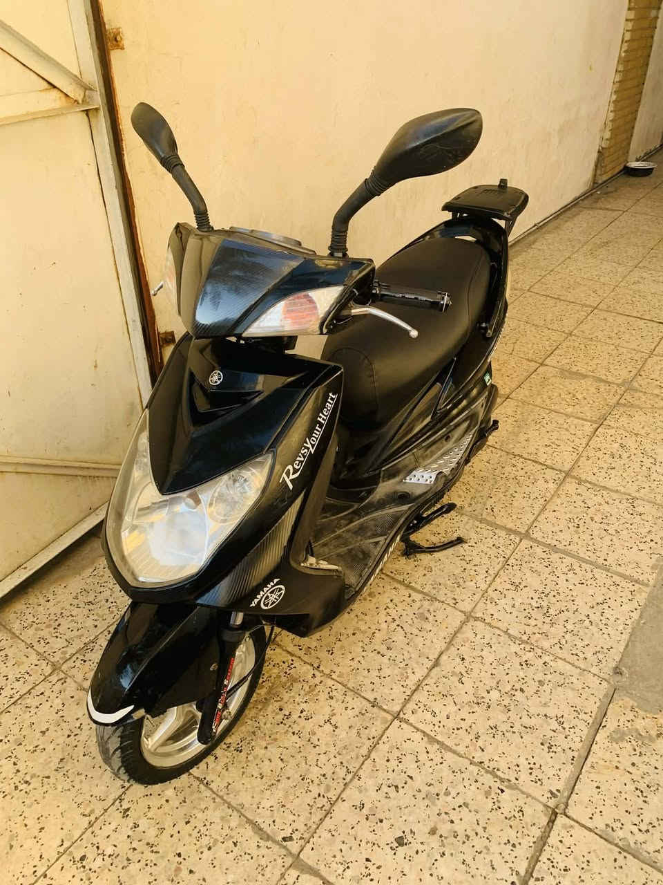 السلام عليكم
سكنس فحل ياباني قبل نفخ استان كهربائي  بك لايت لد لايت زنون دواسات اصلية سبايدر اصلي مرايات شركة اصلية كفرات ومحرك  وضفيرة  كفالة تفحص وتاخذهة  من باب البيت  ماشية ٣٧ السعر٩٠٠ اي استفسار اتصل وتدلل ***********
