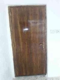 نجارة/صبغ/ تصليح/ اي شي يخص النجارة شغل درجة اولى /موبيليات عامه 07704...