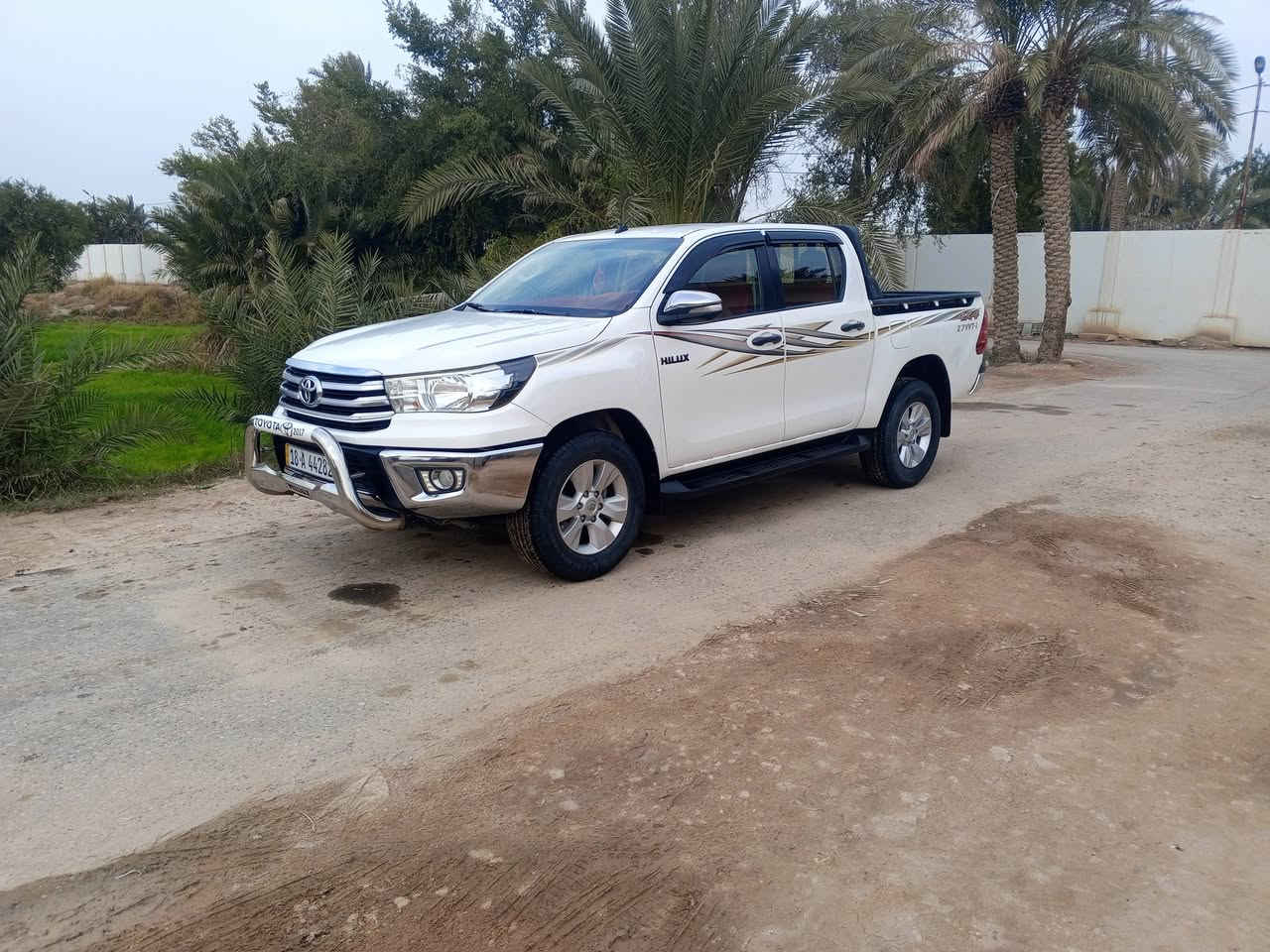 السلام عليكم. فور ويل موديل 17 كير اوتو (مكفوله كفالة عامه ماشيه 168الف) رقم بابل سنويه مجدده لل 28 مداور ثاني يوم  سياره كله عل بلاد تخم تاير حداديه كله جديد استفسار اكثر ع(‏‪***********‬‏) مكان (نجف/ مشخاب)
