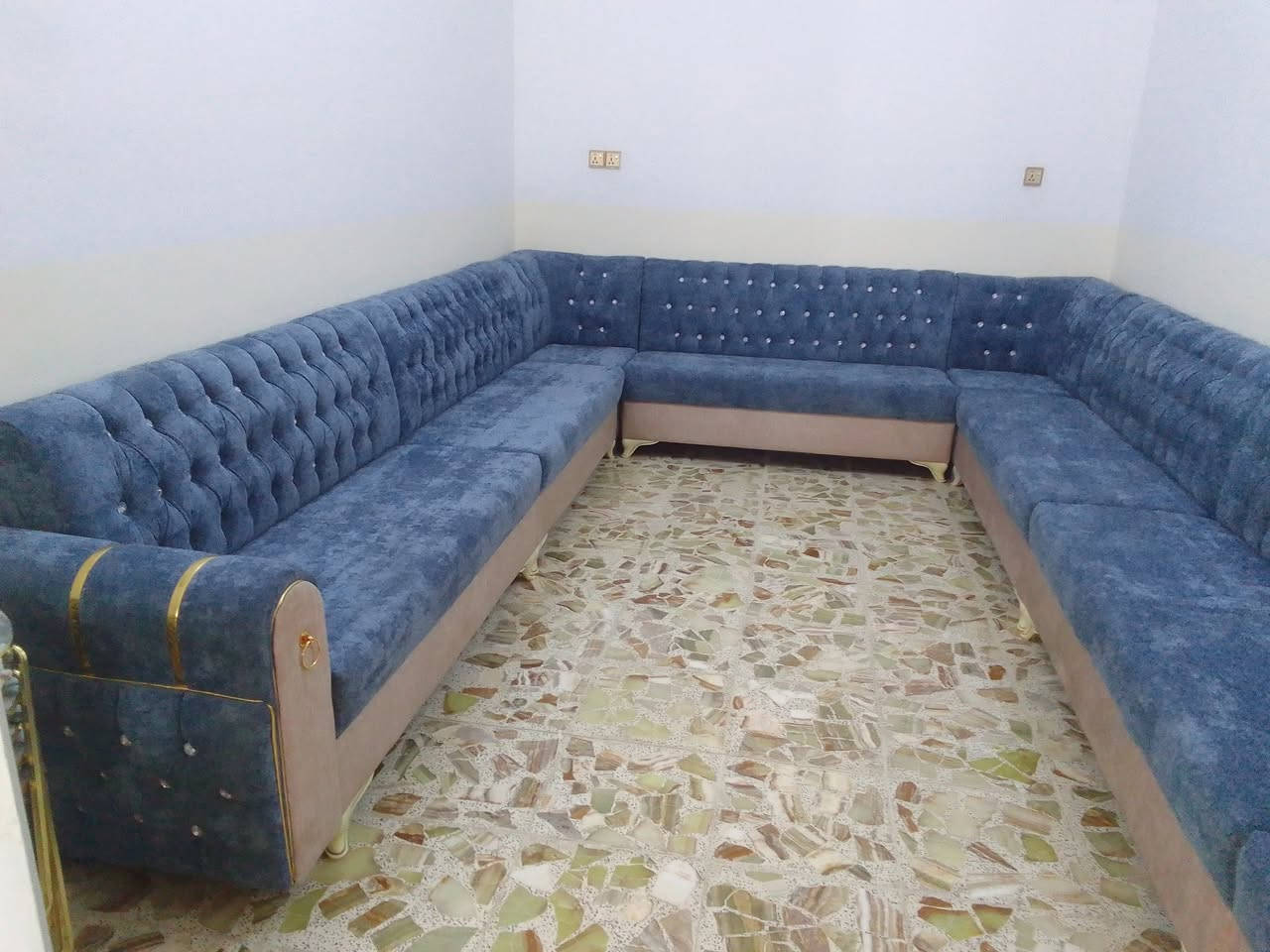 من رخصة المشرفين
اثاث ودوشمة كرار الكوفي
يقدم لكم افضل العروض
للاستفسار الاتصال على الارقام ***********) واتساب

عنوانه الجديد  حي ميسان شارع الجوهره قرب مدرسه نون

تفاصيل العمل👀 
✅القماش درجه اولى
✅ والاسفنج المميز أول  العراقي٧سم
✅ والخشب الجام الروسي انج ×انجين
✅وبلوك بلاويد خشب 15ملم 

شغل درجه اولى👍 
ملاحظه كل المواصفات الي وصفتها بلمنشور اذا ماتلكاها بلشغل  لاتستقبل  شغلنا ✌️
عملنا  مصداقيتنا  😍
✅ضمان الشغل 5سنوات 

  
للاستفسار الاتصال على الارقام  التاليه واتساب*********** 😍😍
#
