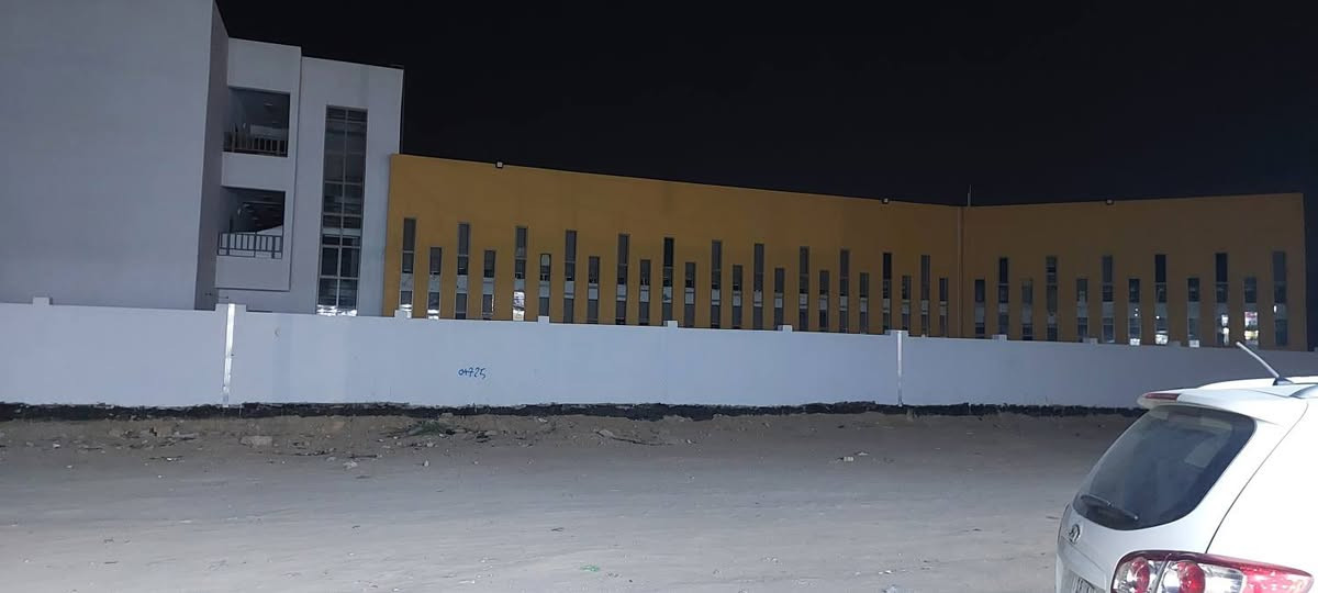 محلات للايجار
مساحه ٨٢ متر خلف ملعب النجف الدولي قرب مدرسه انوار الضياء الخيريه ومدرسه شناشيل 
للاستفسار 
***********
