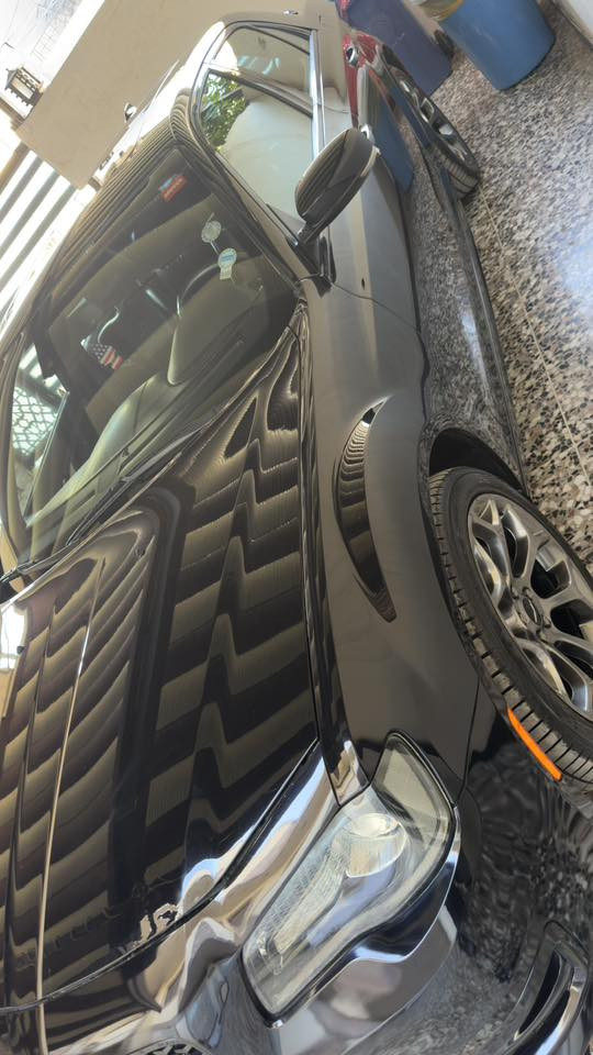 السلام عليكم 

اوباما s 300 فول الفول 
الموديل 2018 
مكفوله بدون ضرر كلين تايتل 
رقم اربيل بسمي سنويه 
ماشيه 72 الف 
مكاني بغداد حي الخضراء 

المواصفات 
برده  خلفيه 
رادار امامي 
رادار جانبي 
حساسات اماميه 
حساسات خلفيه 
تدفئه تبريد كشنات اماميه 
تدفئه كشنات خلفيه 
خزن ميموري سيد 
ستيرن كهرباء وتدفئه 
اشاير مري 
لايت عدسه متحرك 
بانوراما 
وبعد بيهه هواي مواصفات اعلى شي ب s
السياره مسويله ادامه صدر وتخم تايرات ودهن ومي راديتر دهن اكسل دهن كير كله شركه اصلي وشرط الفحص 
السعر : 270 ورقه وبي مجال 

للاستفسار اتصل ***********
