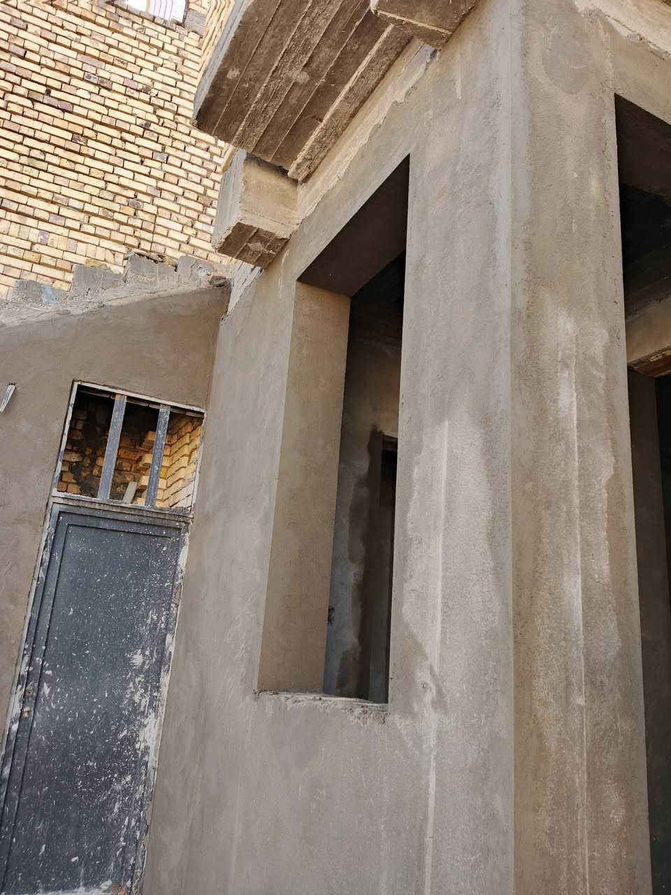 خلفه لبخ متفرغ حاليا جص سمنت تقطيع واجهيات  بورك نثر شغل درجه اولى
مواعيد مضبوطه دقه بلعمل نضافه التزام شغل ع متر قطعي  
ابو علي الباخ ***********
#الناصريه
