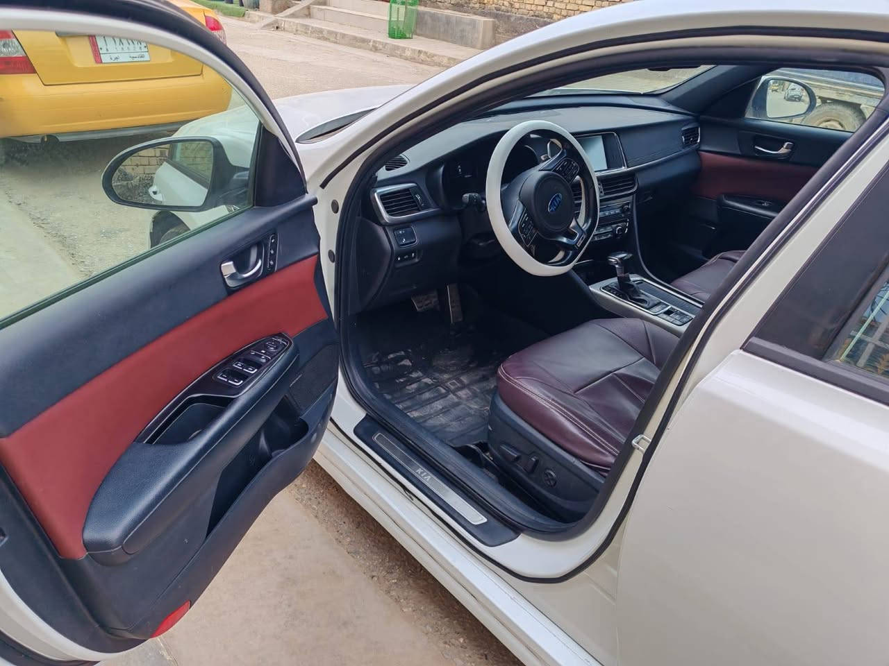 للبيع 
اوبتما 2016 خليجي

فئة جيتي لاين فول مواصفات 1/1

.بصمة تشغيل و بصمة ابواب 

.بنوراما

.خمسة كامرات جانبيه + إماميه + خلفيه 

.كشنات جلد لون ماروني 

.داخل احمر بلاد 

.كشنات كهرباء + تبريد تدفئه كل الكشنات 

.هندبريك بصمة 

.كشن خزن ميموري 

.رادارات بلمري

.تدفئه ستيرن 

.حساسات إماميه + خلفيه 

.اريل افتيشن 

.شحن لاسلكي 

.بردات خلفيه 

.شاشه عرض بلاديه 

.فول تحكم ستيرن + شفتات 

.زنون عالي ناصي 

.تبريد بيانو 

.ثلاث انضمة قيادة 

.محرك 2400

.تخم تايرات جديده

السياره بيها مواصفات هوايه 

السياره عليها أدامة كامله باتري جديد فيت بم جديد اويل بم خليجي المسعودي السياره جديده بمعنى الكلمة تجي وتشوفها سونارها موجود بالصور 

رقم بغداد جديد باسمي دولي هزه وسنويه جدد تحويل ثاني يوم

السعر 165 وبيها مجال 

مكان الديوانية 

***********
