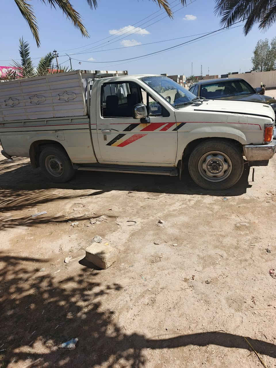 بيكم نيسان موديل 88 رقم بغداد بأسمي  على وضع الشركه ماعده البدي مرشوش مكينه كير كهربايات حداديه تخم تاير جديد السعر 43 وبيها مجال ***********
