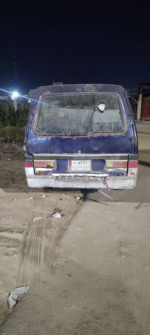 سيارة كيا بسته 1995 مكينه وكير بلادي 2.700 سنوية منتهيه 2019 للبيع والمراوس 13 ورقه عطلاتها بس السلف والنمرة الرابعه تفلت العنوان ناصرية سوك الشيوخ الحي العسكري رقم الهاتف ***********
