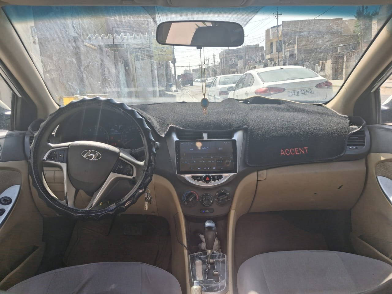 اكسنت 2015
لون ابيض
اشاير بالمري 
فتحة سقف
شاشه+ كاميره
تحكم ستيرن
رقم نجف دولي  باسمي
تخم تاير جديد
حداديه جديده
5 ويل كب
السونار مرفق
‎السعر 103
مكان نجف
***********
