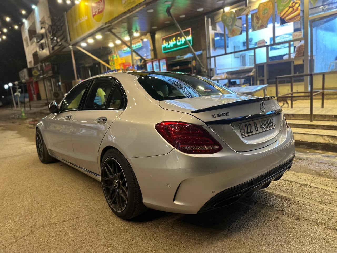 للبيع C300 2017 رقم اربيل بدون ايرباك
داخل وخارج c63
بانوراما 
بصمه 
رادار امامي 
نقاط عمياء 
تحذير تصادم 
انظمه قياده 
كشن تدفئه 
شاشه جبيره 
لايت عدسه 
بك لايت لد 
بدي AMG 
داخل اللوان متغير
داخل ابيض اصلي 
ماشيه ١١٠ الف 
بيها هوايه مواصفات معروفه بهذا الموديل 
السياره بدون ايرباك حادث خفيف جاملغات خلفيه صبغ صور الحادث موجودة
نقص قواعد دبل وبوش فقط
كير مكينه كهربائيات بوضع الشركه (صفر مسج)
مكانها بغداد اليرموك 
 ***********
