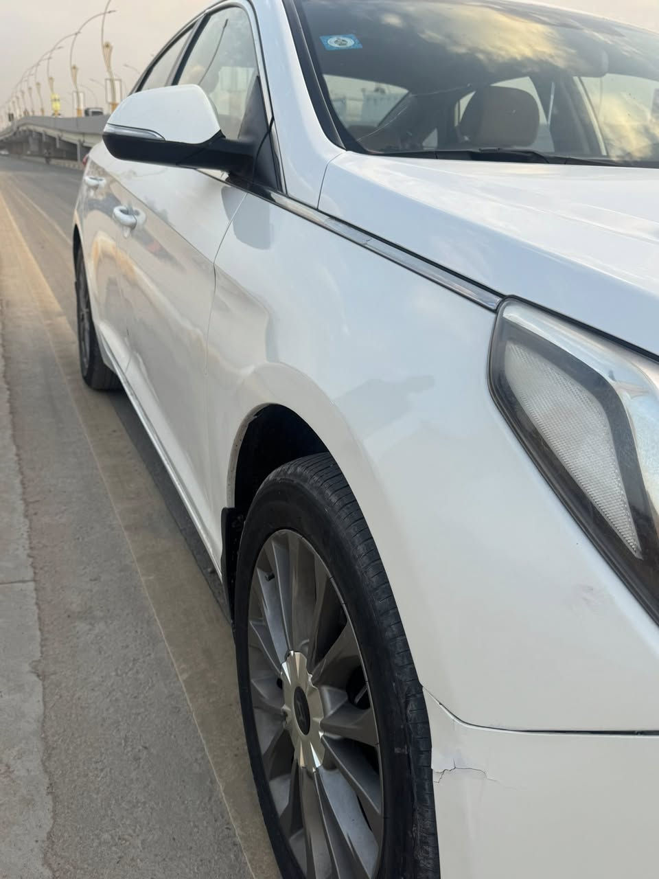 السلام عليكم سوناتا 2015 خليجي بيه باب السائق مبدل والباب الي مقابيله هم مبدل وجاملغ ايمن امامي وخلفي بي طخات ومصلح وموجوده صور الطخات والباب خلفي بي رش صبغ معروضه ب 130 وبيه مجال


**إذا كنت صاحب هذا الإعلان وتريد حذفه لأي سبب، رجاءا أرسل رسالة إلى الدعم الفني**