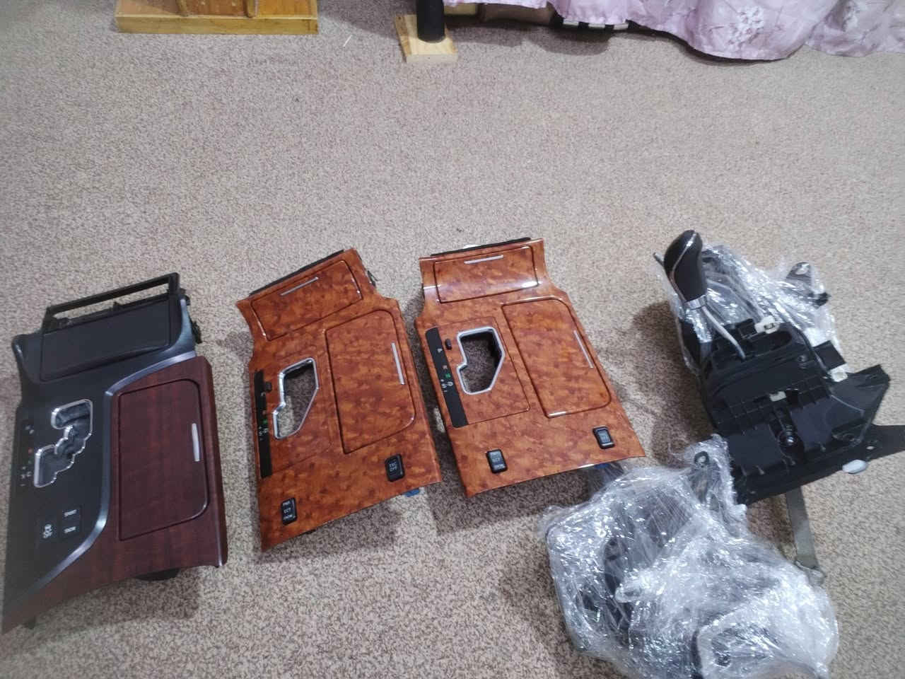 السلام عليكم
يده +صاجه+دكت تبريد خلفي
أيسر بلاد
النظافه فول فول
شرط ياباني
١٨٠
***********
