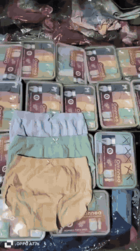 🔥 أفضل عرض بالسوق! 🔥

📦 العلبة بس 2500 
🔸 الحد الأدنى للطلب 20 علبة
🚚 توصيل لكل محافظات العراق بـ 5000  الا ف

✨ جودة عالية وسعر ما يتكرر ✨

📲 للتواصل عالواتساب: ***********
