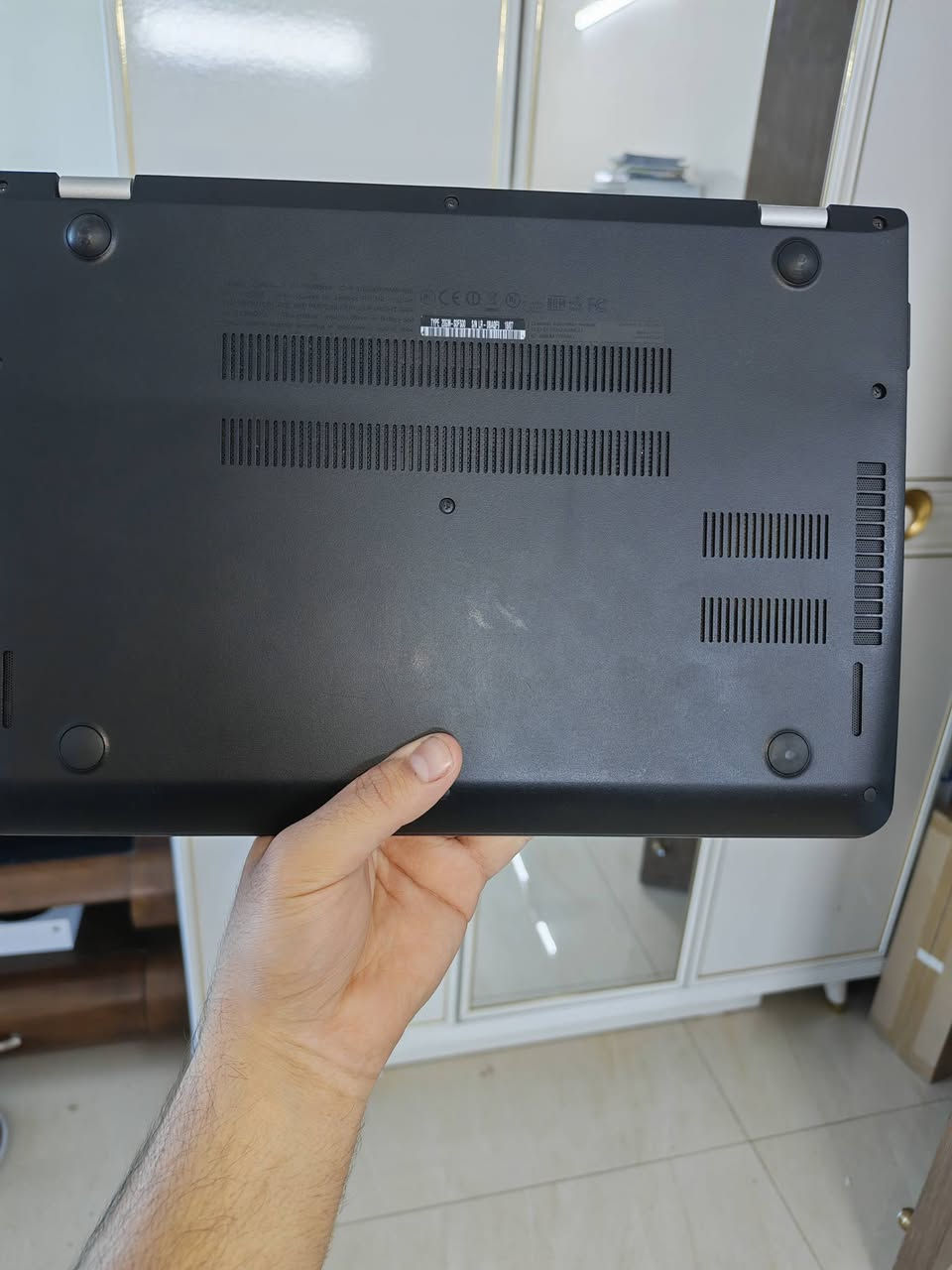السلام عليكم لابتوب لنوفو 13 thinkpad ذاكرته 32 و عشوائية 8
ال touchpad, والصوت و لمس هم بيه واكفات يرادلهن بس تعريف تكدر تشدلة سماعه و ماوس و رام تستعملة كلش طبيعي ، شاحنته و کارتونته وياه للبيع ب 100 و بيه مجال

مكاني بغداد الكرخ للاستفسار مراسلة واتساب

***********
