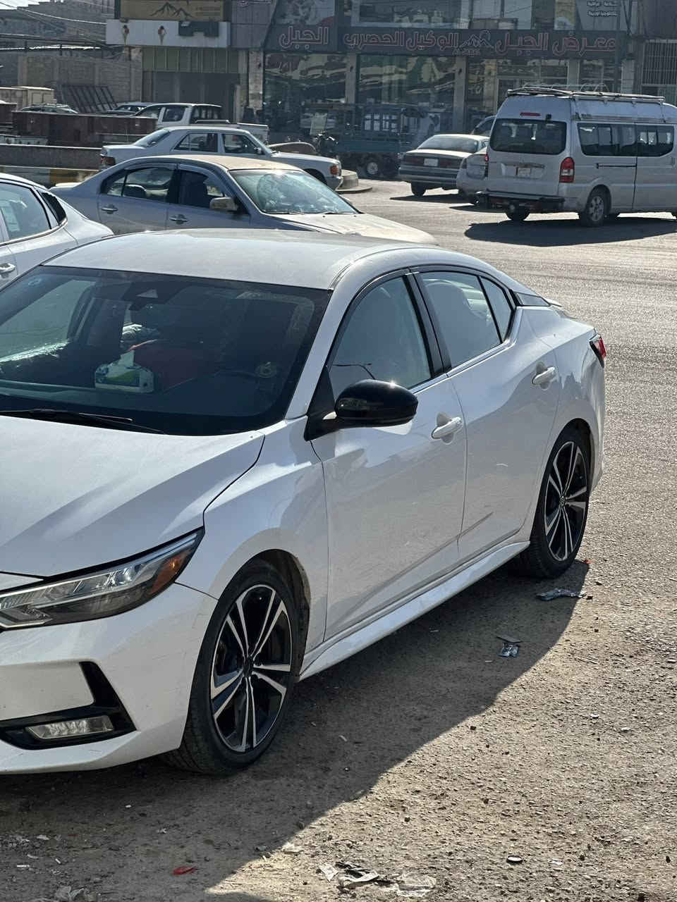 نيسان سنترا2020
مواصفات السيارة 
- توقف ذاتي امامي خلفي 
- حساس بالمري
- رادار امامي خلفي 
- تحديد مسار
- مثبت سرعة 
- تشغيل عن بعــد
- تشغيل بصمة 
- بصمة بل بيبان الأمامية
-لون ابيض

مكاني الأنبارفلوجه

*********** 
السعر  128
