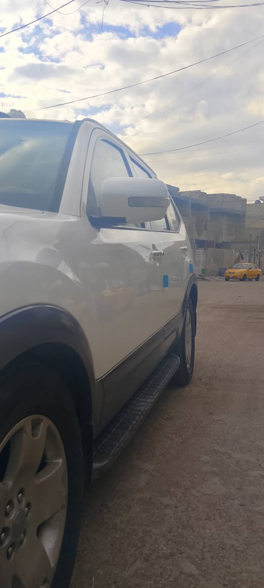 السلام عليكم موهافي 13 بغداد الدولي بسمي هزه اليوم هازها بسمي شخصيا تحويل شوكت متريد سياره خير من الله فول للخير 1/1شتريد بيها بصمه فتحه زراك لايت فور ويل لايت زنون ذاكره خزن كشنات كهرباء تدفه تبريد تبريد ثلج سبعه راكب ثلاث قطع تبريد لدات بلبيبان مري قلاب عند الرجوع تبريد شاشه كشنات جلد سياره مفوله للخير وسونار يمك صارله سبوع السعر 145 وبيها مجال بغداد ***********
