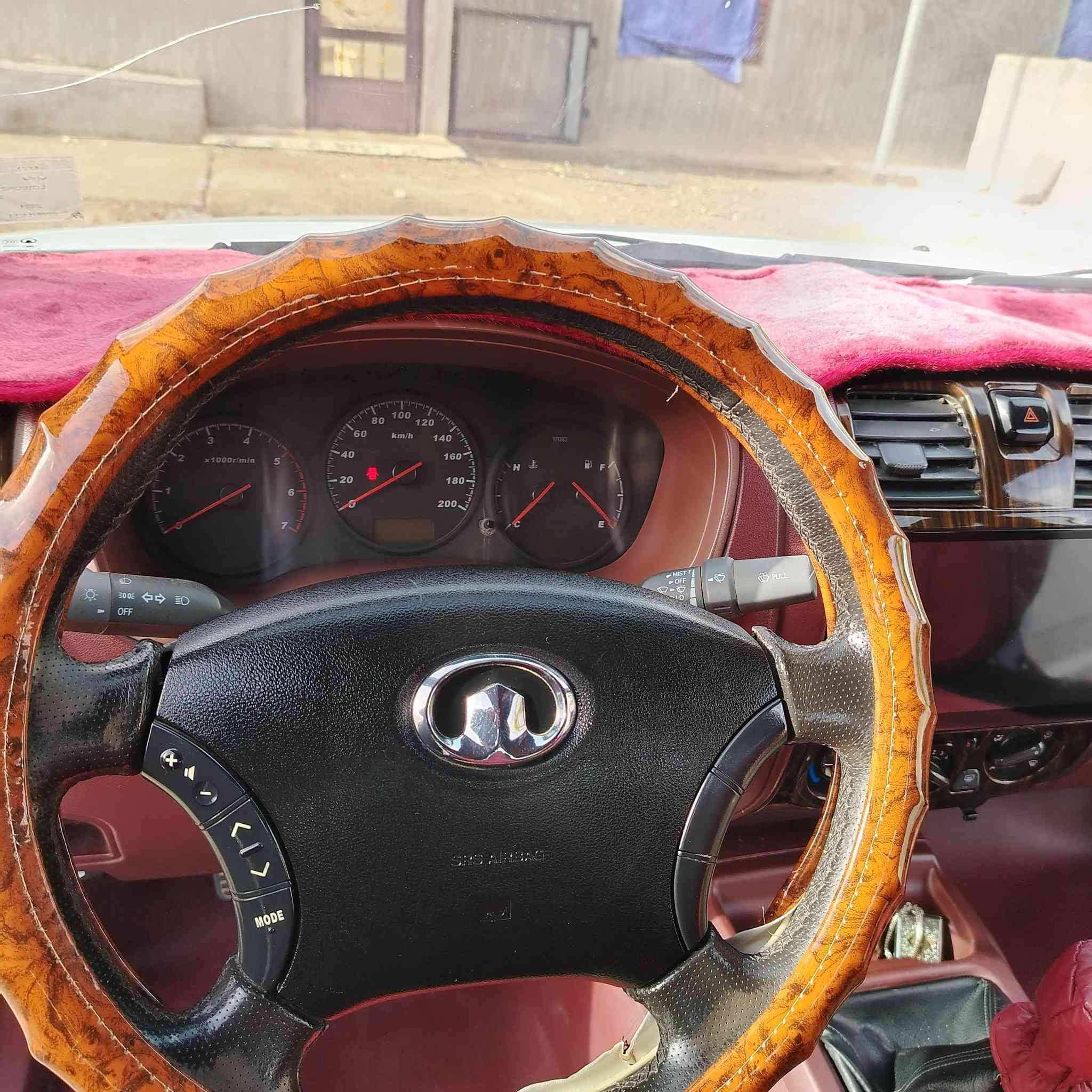 السلام عليكم كريت  2021 كفاله عامه رقم واسط
تخم تاير حداديه جيده جدا تبريد ثلج سياره نظيفه
بمعنه الكلمه ١٢٦ قفل ***********
