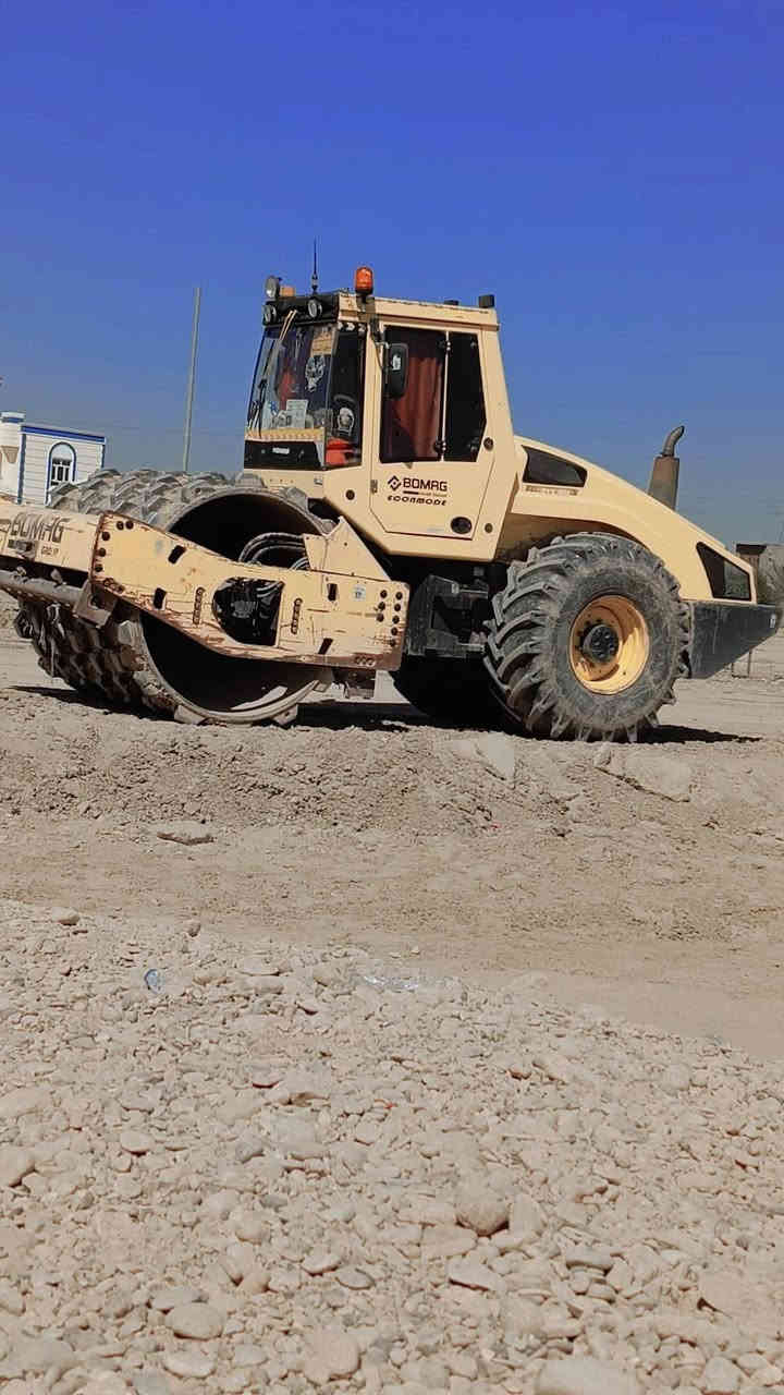 السلام عليكم للبيع حادله بوماك موديل 2009  حجم 213DH ميكانيكي  رقم اربيل شرط تحويل  أو وكاله تدفئه تبريد تخم تاير لمكينه جاهزة محرك خير من الله والمضخات خير من الله لمكينه في العمل في ابوغريب باقي التفاصيل 📞📞***********ابو علي‏‪+9647765763166‬‏ 📞📞‏‪***********‬‏ مكلف بل نشر
