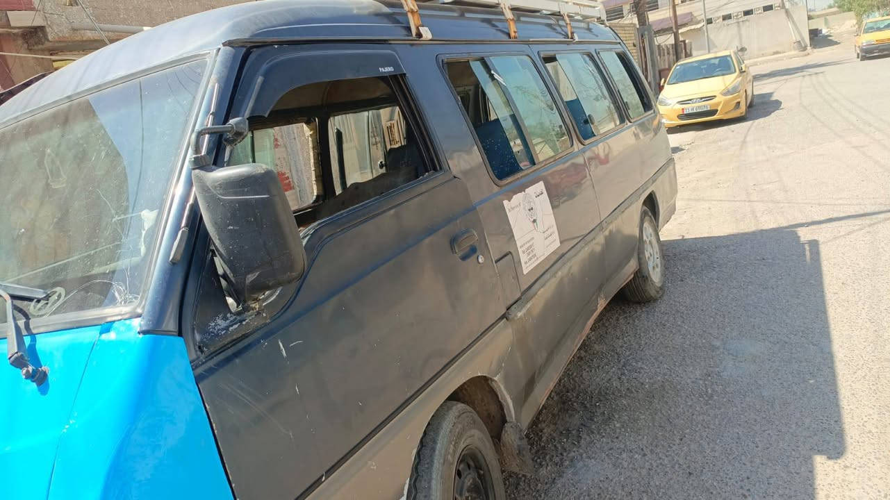 هونداي مديل 95 للبيع كير ومحرك صاحبهه الشرعي موجود والباقي شوف العين 14راكب المكان بغداد العبيدي السعر تلاثين بيهه مجال الاتصال على الرقم ***********
