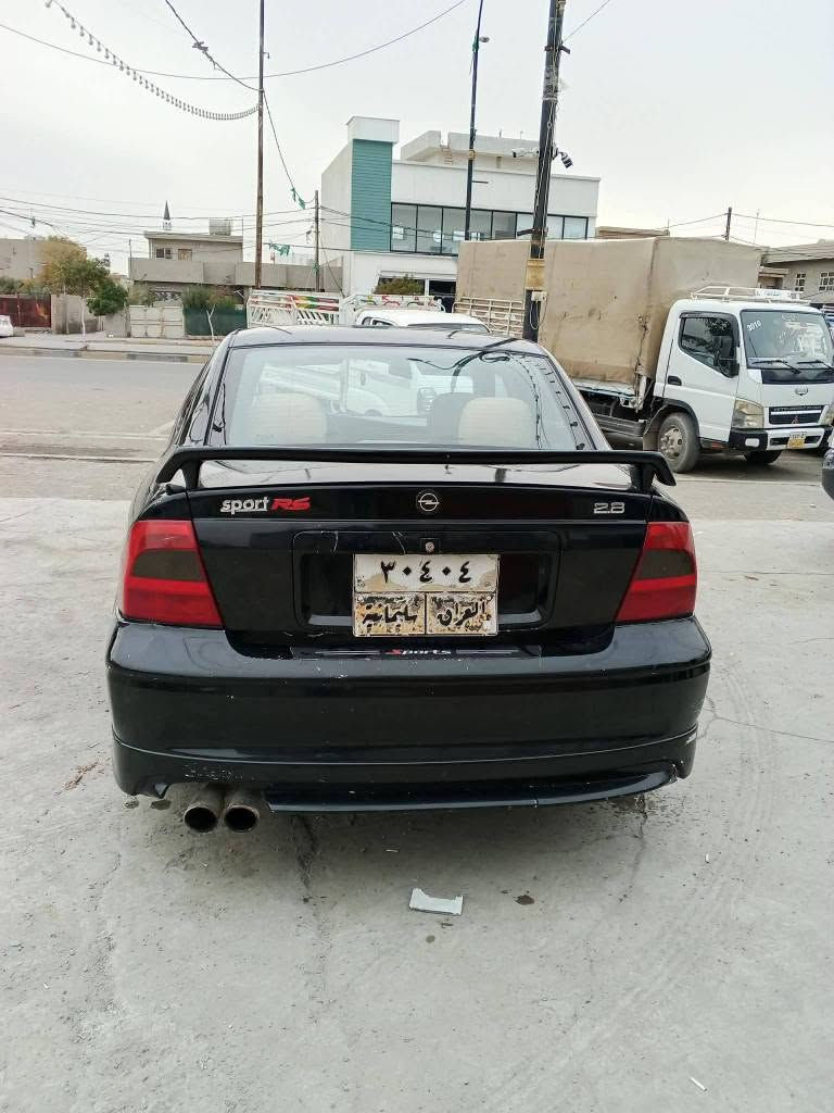 ئوپل فكترا 
موديل 2000 
بى بوياخ و ليدراو 
هةموو گيانى بيلادى ماوەتەوە بەشەرت گیر و مەکینه بی بوخار و سەرف مەکینه 28 ی 6 پستونه سەنەوی له 24 بەسەر چووه بەشەرت تەحویل و غرامە و براوه
بو نرخ تیل بکە 
*********** كركوك, العراق
