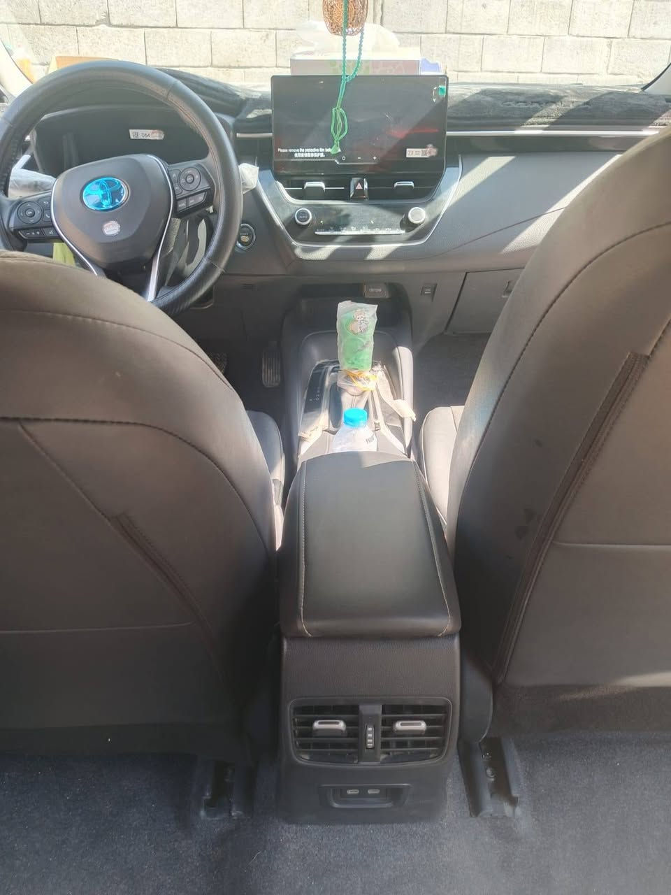 كورلا للبيع
موديل2024
تجميع الصين
بيه ضربيه 
بابين ترجع بارد
اقصاط 
رقم بصره
وراعي بصره
نظام مقترض وكفيل
سعره 130 وبيه مجال
استفسار عله الرقم
***********
