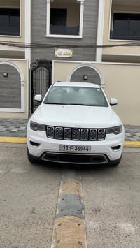 للبيع جيب لاريدو لمتدد 2018 ماشية 55 حادث جاملغ بارد فقط وبنيد نفسه مص...