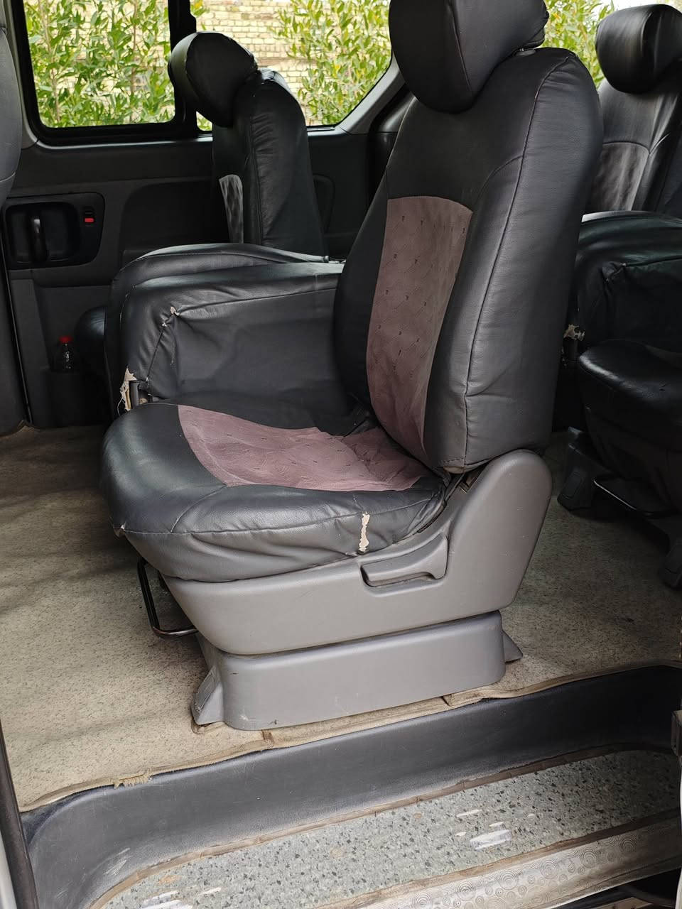 سلام عليكم ستاركس 2016دبلو كير والمكينه مبدله مجول بحاله جيده السياره بيه جاملغ أمامي صبغ والثاني هوه والبنيد تبديل بدون حادث وبارد حسب المؤشر السعر 220وبيه مجال لشراي الرقم *********** السياره بسمي
