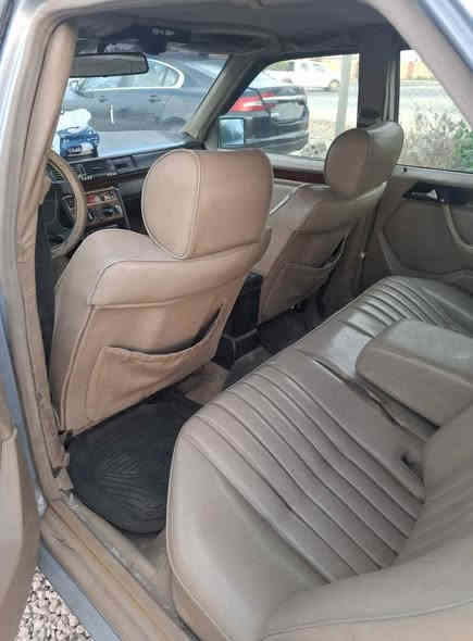 السلام عليكم دب 1995 خليجي  قواعد زيروو صبغ حزام جمالية بليتة 95 محرك 2500 شرط زيرو تبريد حدادة كشن جلد بصمة بغداد باسمي دولي السعر ٥٨ مكاني حلة ***********
