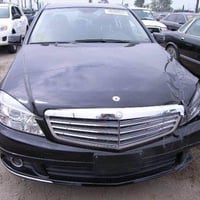 مارسيدس c300 للبيع موديل ٢٠١١ رقم الهاتف 07706004200