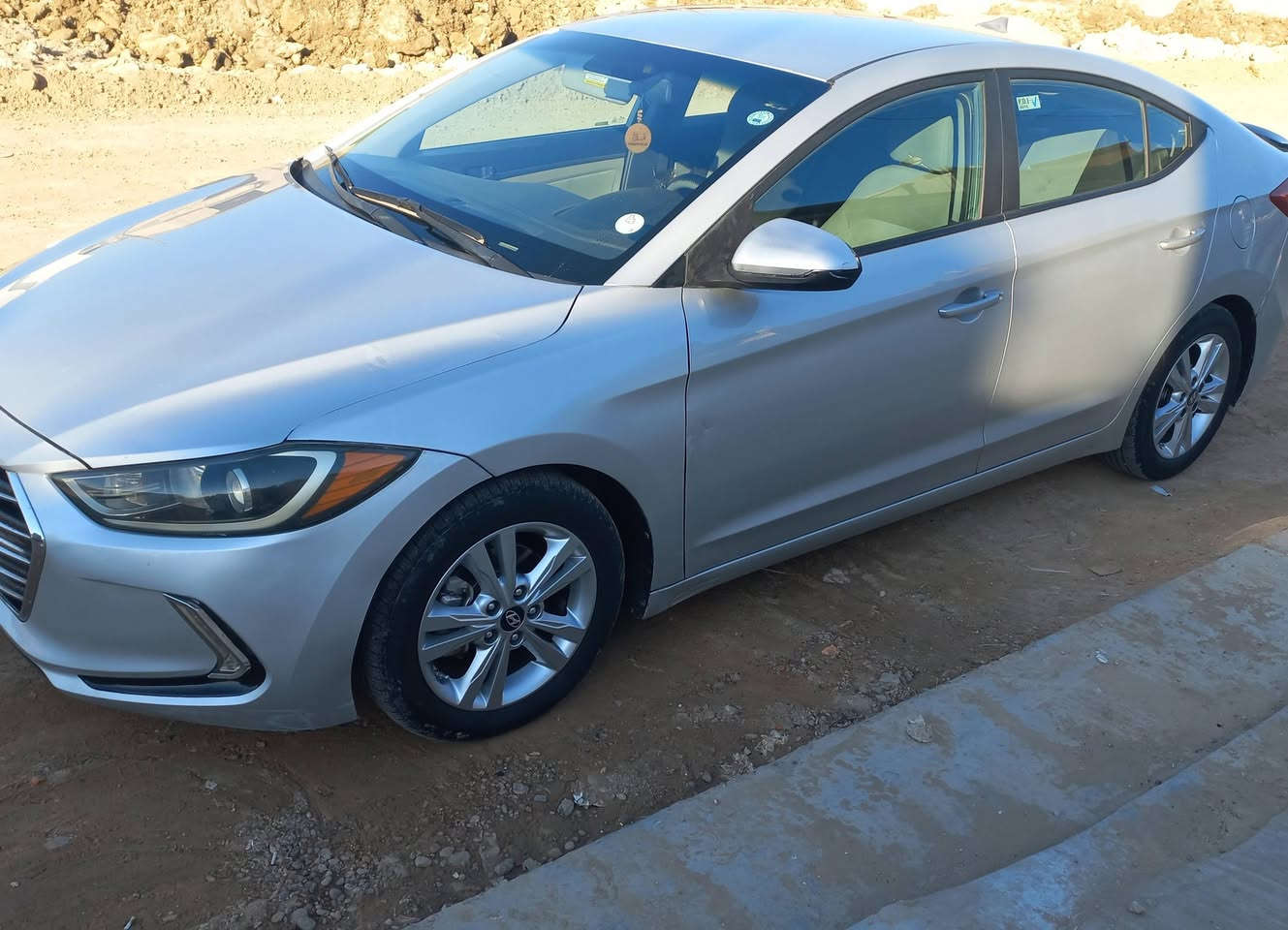 النترا 2017 رقم أربيل 
ضرر قطعه وحده 
ماشيه 80
السياره جديده
مكانها الانبار/ الفلوجه 
***********
