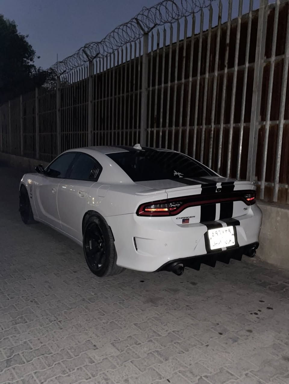 السلام عليكم

جارجر ار تي للبيع السياره موديل ١٦

السياره داخله كلين للعراق بس هنا صار بيها ضرر بالجاملغ الخلفي عكس السايق الضرر موضحه بالصور

السياره رقم اربيل تتحول ثاني يوم

تكدر تتوصل ويايه على الماسنجر وذا حاب تتصل على الرقم

***********

للاسف وتساب ما متوفر
