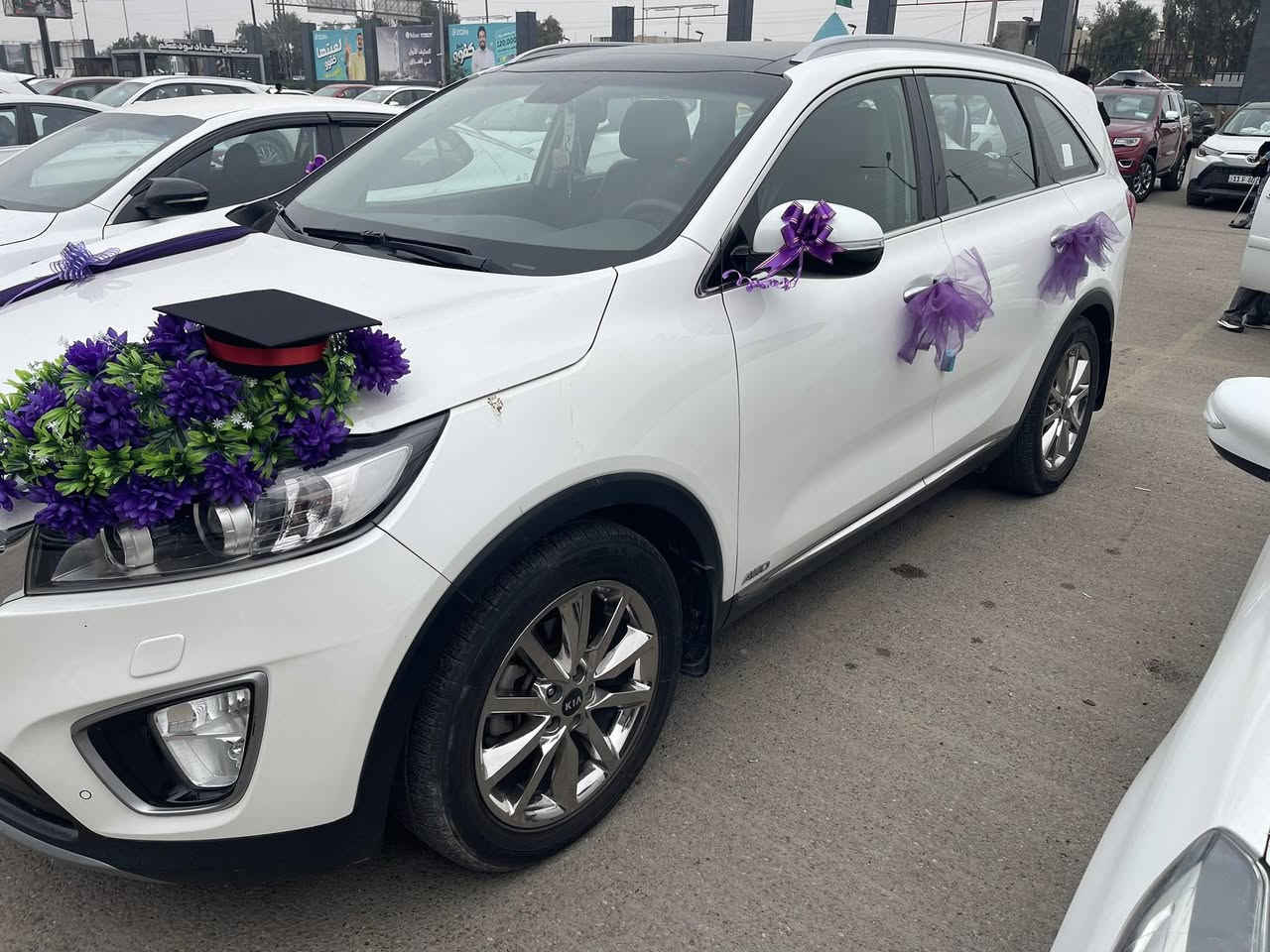 السلام عليكم سورنتو للبيع موديل ٢٠١٧ فول مواصفات كويتية مكفولة كفالة عامه سياره جديده ماشيه ٤٥٠٠٠ تخم تاير جديد رقم بغداد انكليزي للاستفسار اتصال رقم 
***********
